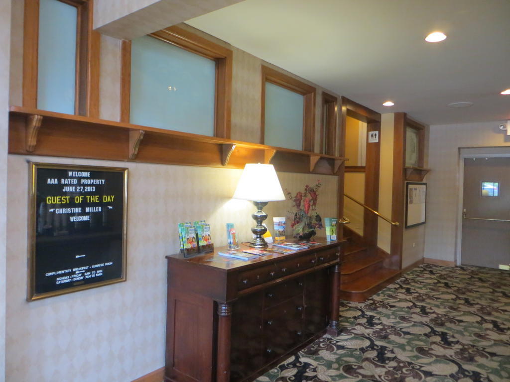 Rodeway Inn Skokie Evanston Buitenkant foto