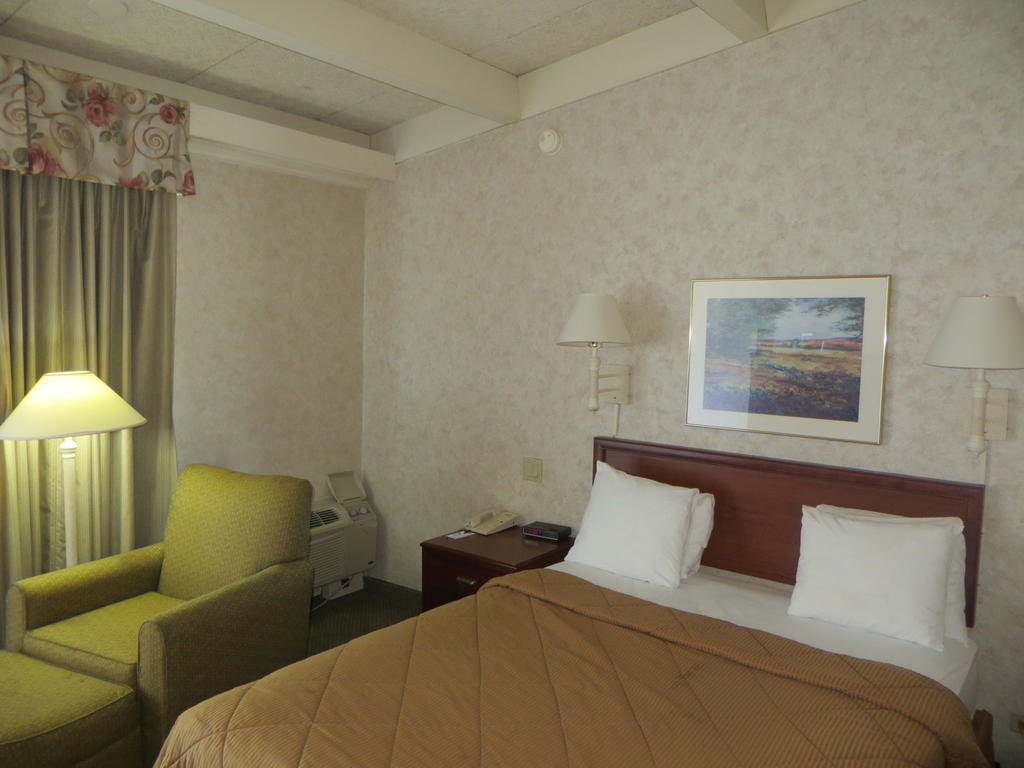Rodeway Inn Skokie Evanston Buitenkant foto